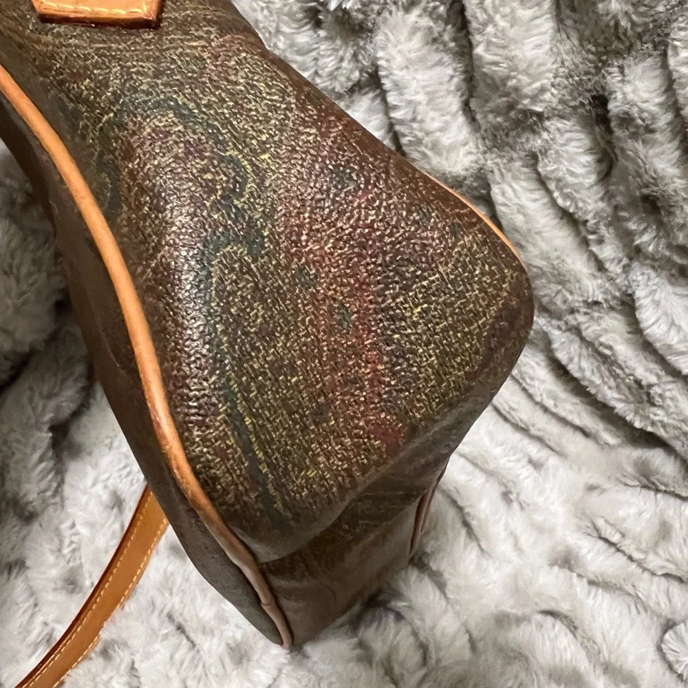 Etro, Elegant Brown Paisley Shoulder Bag EUC - Picture 3 of 10